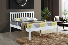 Colton 4’6 White Bed HJ