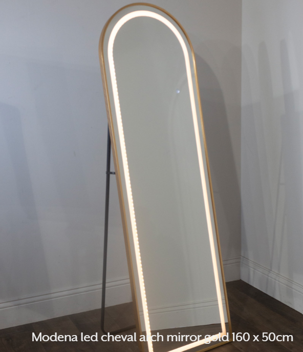 Modena led cheval arch - TL