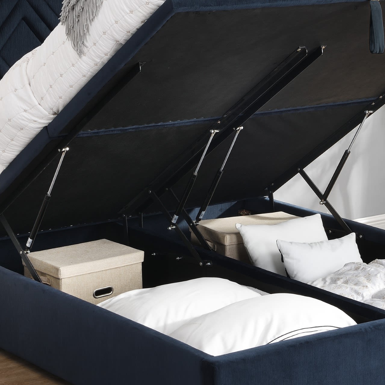 Dublin Navy Gaslift Bed
