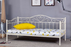 Lorraine Daybed